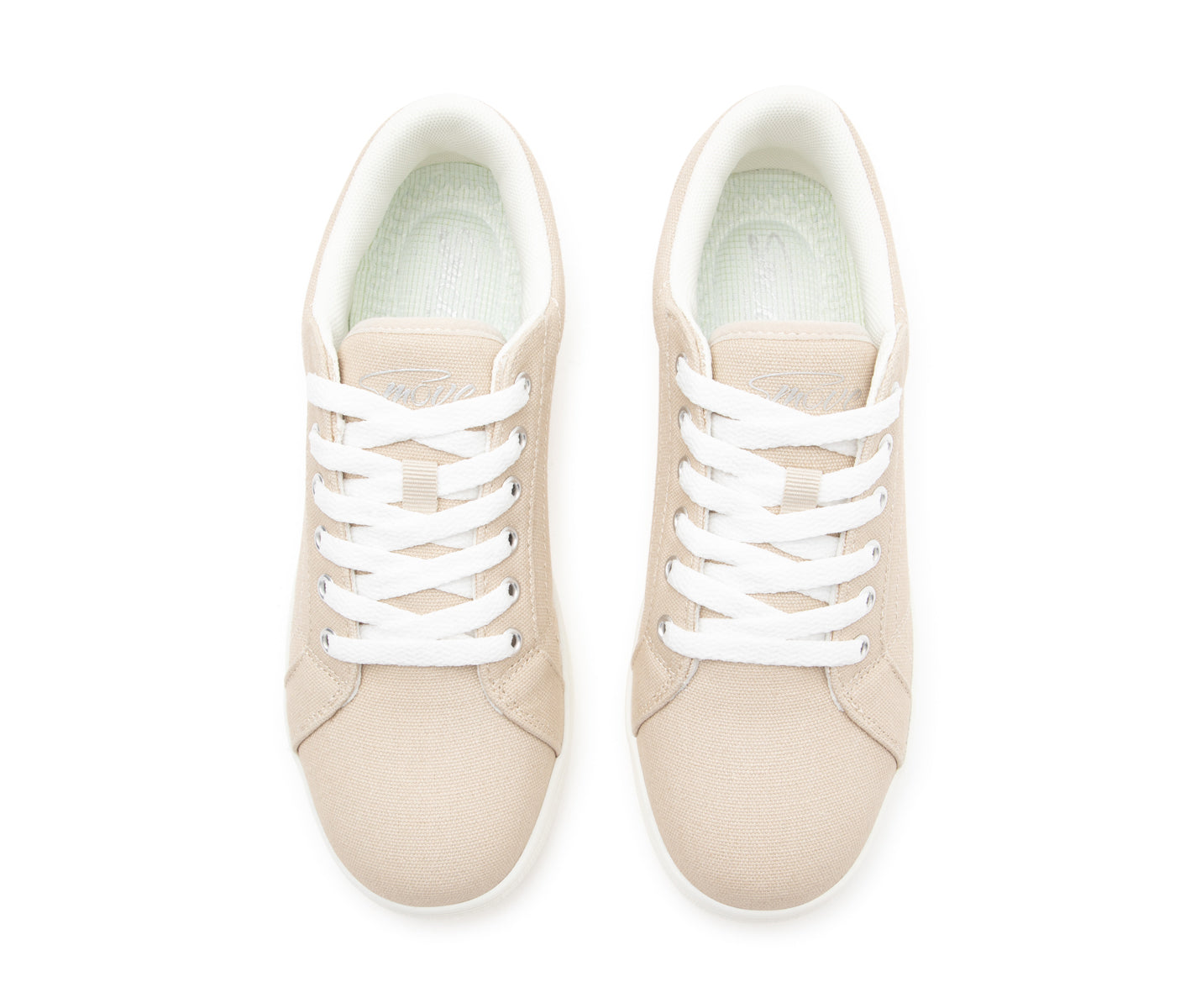 Draufsicht des SMOVE Dance Sneaker in Beige von Dancing Queens mit weißen Schnürsenkeln und PU-Sohle auf weißem Hintergrund.